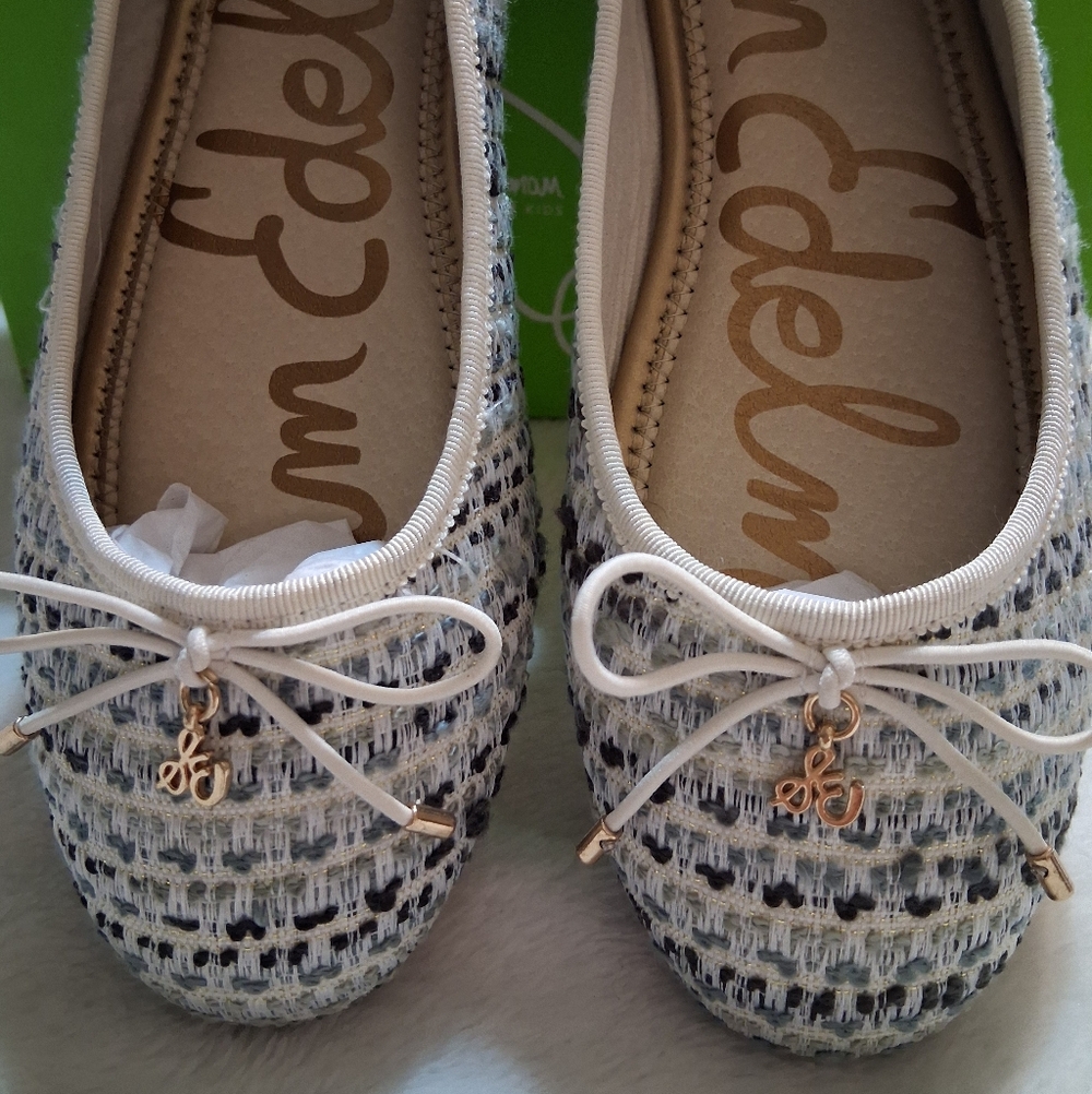 NEW Sam Edelman Felicia Girls Multi Blue Ballet Flats Size 4
